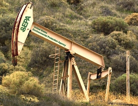 An EPA oil-removal pump begins preliminary cleaning of Kings Canyon National Park in California.